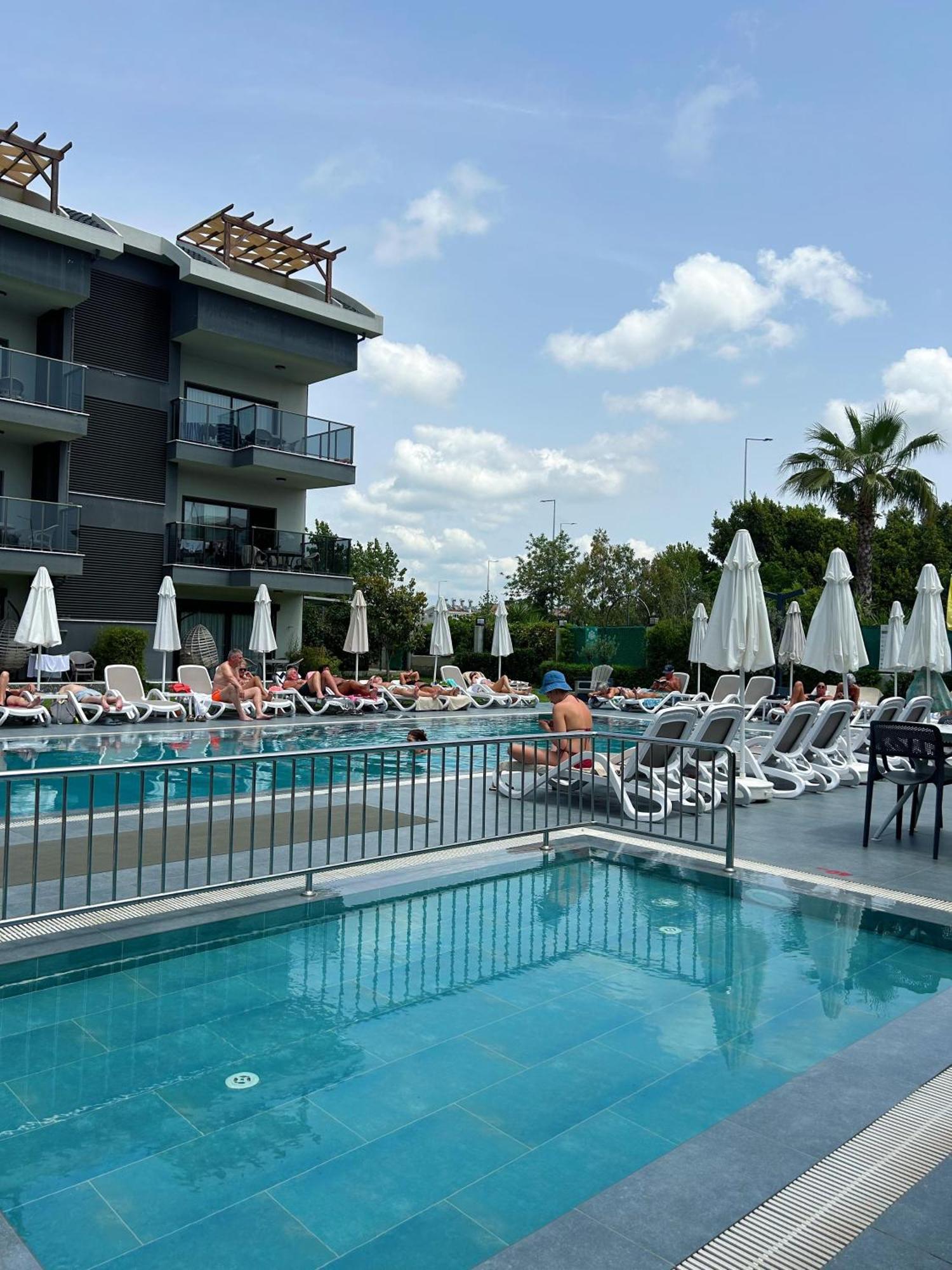 Hotel A